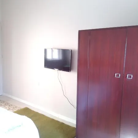 19, Townhouse