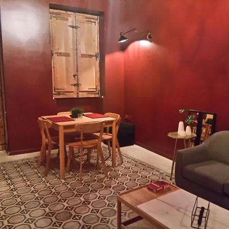 Traditional Townhouse Malta - Unique Location 別荘 ルア